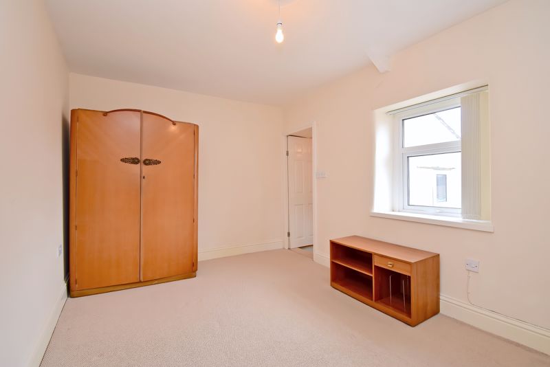 Bedroom- click for photo gallery